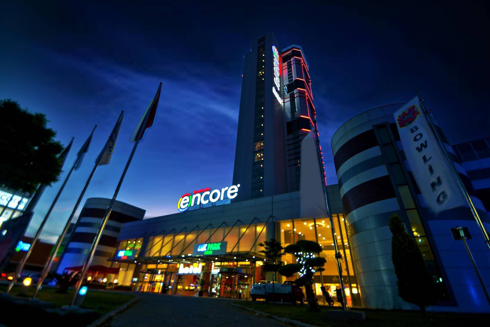Ramada Encore By Wyndham Izmir Exterior foto